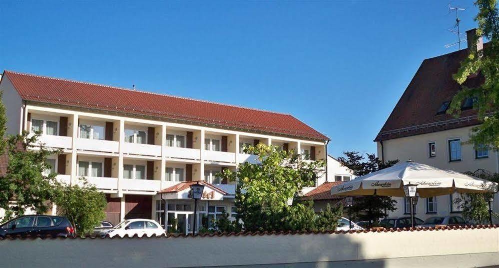 Hotel Zum Hirsch Wertingen المظهر الخارجي الصورة